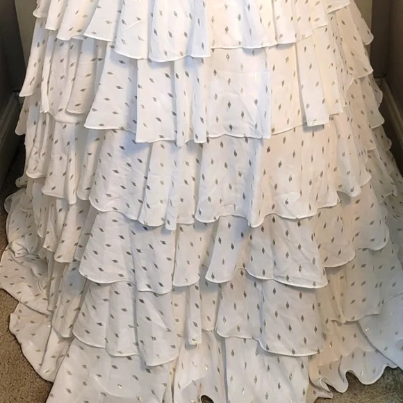 MAC DUGGAL Ruffle Tiered Chiffon Ballgown